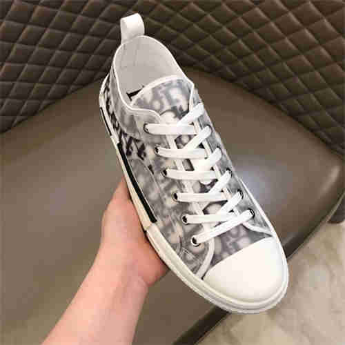 DR B23 OBLIQUE LOW TOP SNEAKERS
