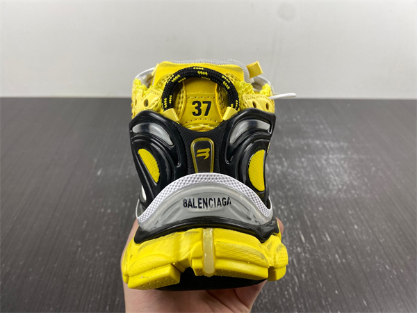 Ba*len*cia*ga 677402-w2rd3-0510