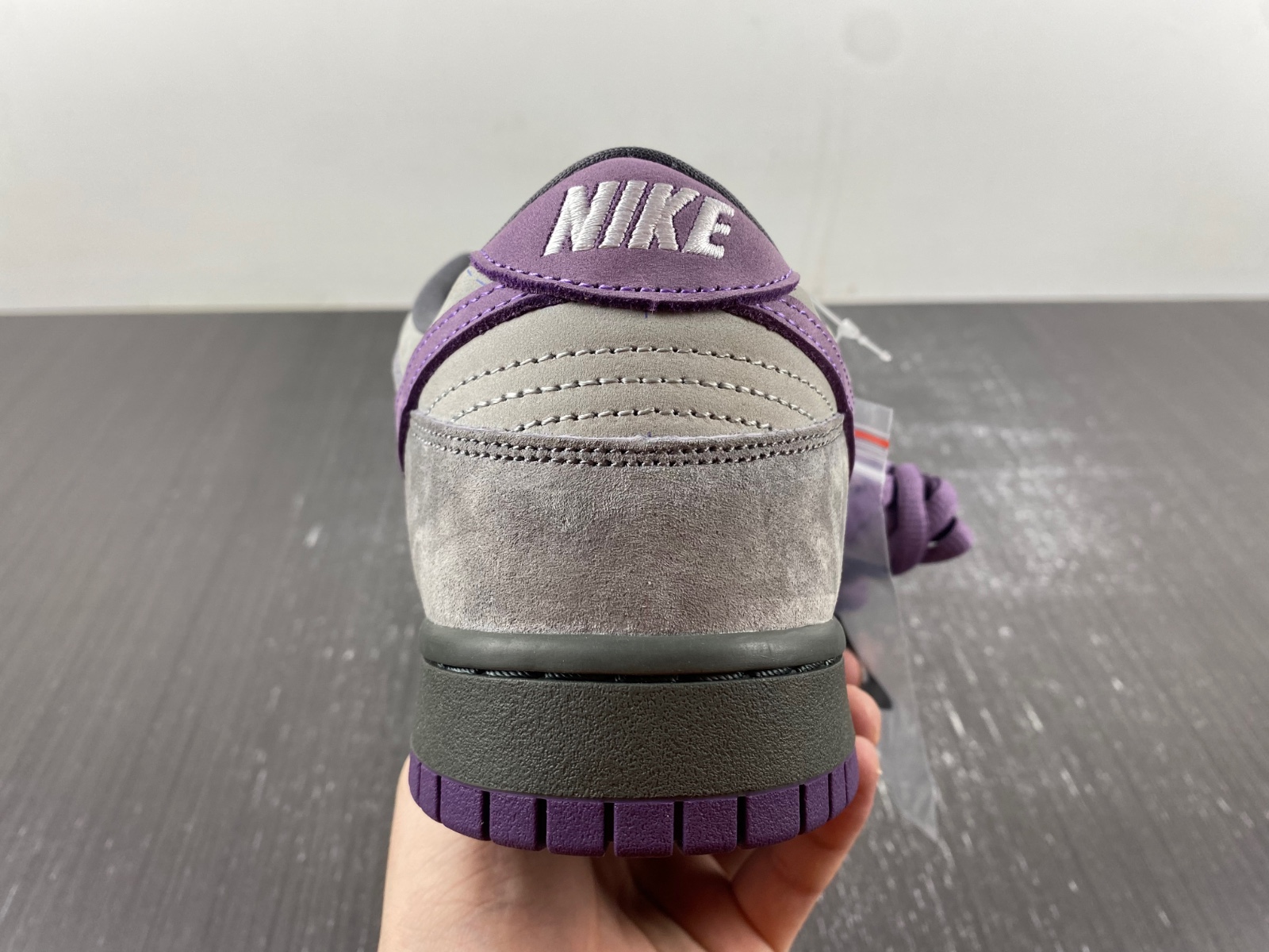 Dunk SB Low Purple Pigeon 304292-051