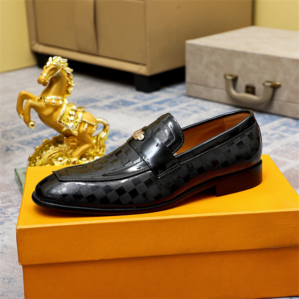 Lv Loafer 038