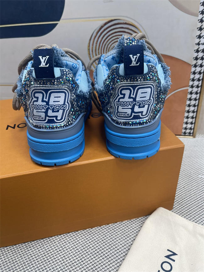 Lv Trainer Sneaker 83