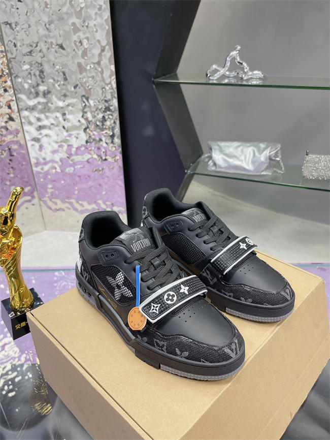 LV Trainer Sneaker